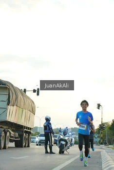 Runner Photo 2335846