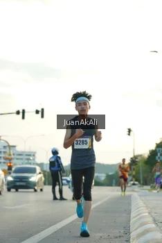 Runner Photo 2335853