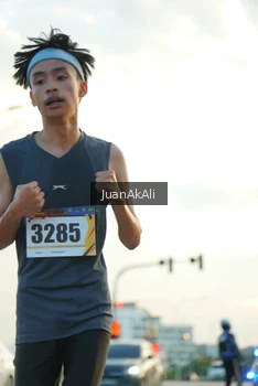 Runner Photo 2335857