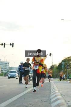 Runner Photo 2335882