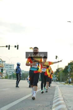 Runner Photo 2335897