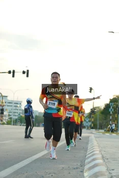 Runner Photo 2335898