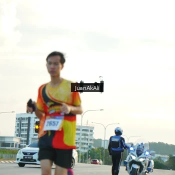 Runner Photo 2335918