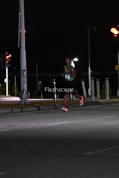 Runner Photo 2336639