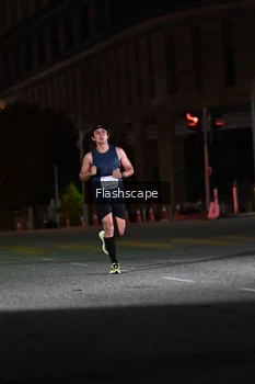 Runner Photo 2337684