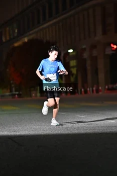 Runner Photo 2337702