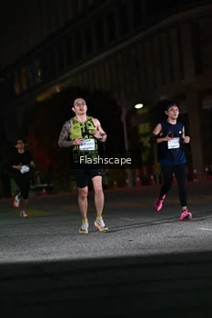 Runner Photo 2337716