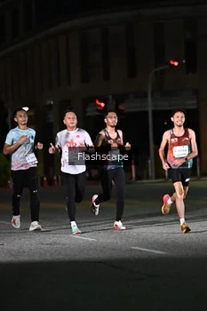 Runner Photo 2337850