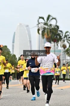 Runner Photo 2344877
