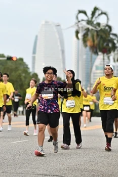 Runner Photo 2344895
