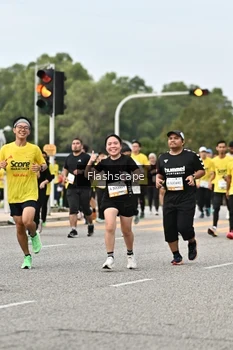 Runner Photo 2344916