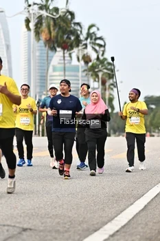 Runner Photo 2345215