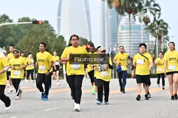 Runner Photo 2345224