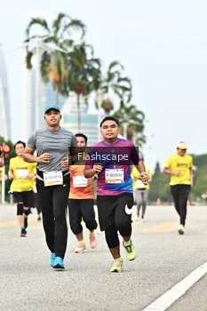 Runner Photo 2345635