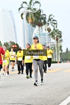 Runner Photo 2345655