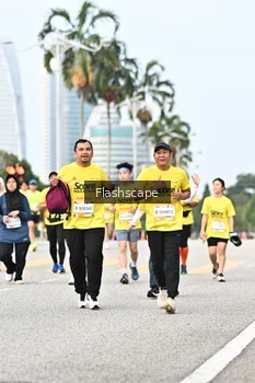Runner Photo 2345677