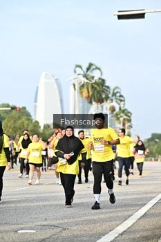 Runner Photo 2348078