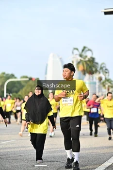 Runner Photo 2348084