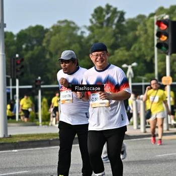 Runner Photo 2348777
