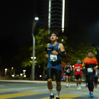Runner Photo 2350131