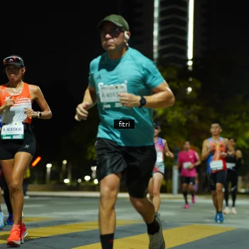 Runner Photo 2350174