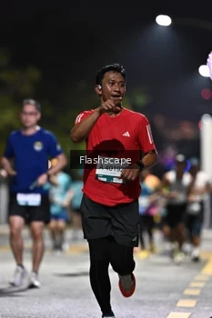 Runner Photo 2350225