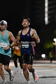 Runner Photo 2350231