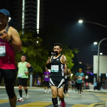 Runner Photo 2350235