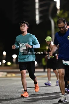 Runner Photo 2350240