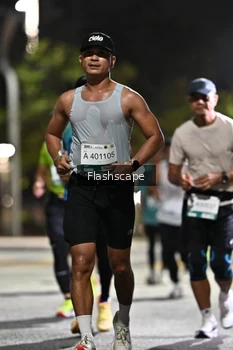 Runner Photo 2350259