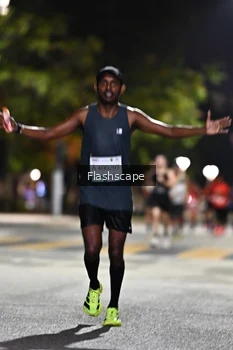 Runner Photo 2350266