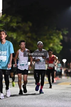 Runner Photo 2350268