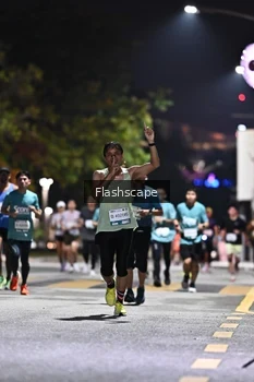Runner Photo 2350300