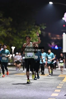 Runner Photo 2350302