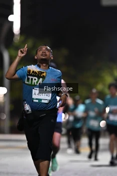 Runner Photo 2350317