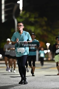 Runner Photo 2350330