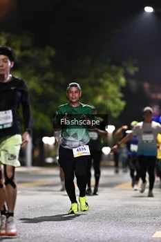 Runner Photo 2350345
