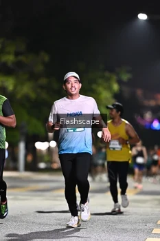 Runner Photo 2350351