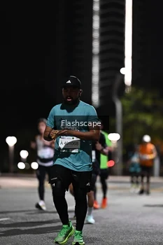 Runner Photo 2350395