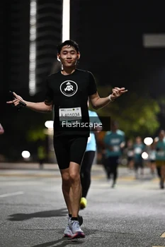 Runner Photo 2350407
