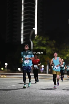 Runner Photo 2350418