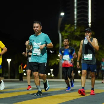 Runner Photo 2350433