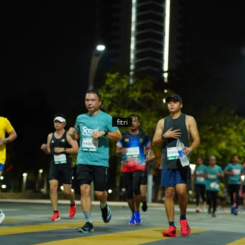 Runner Photo 2350438