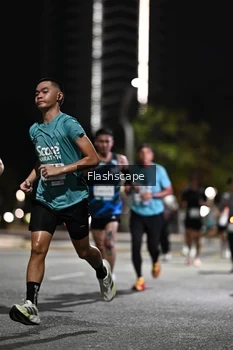Runner Photo 2350448