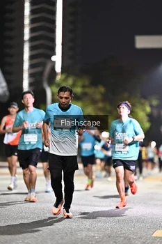 Runner Photo 2350466