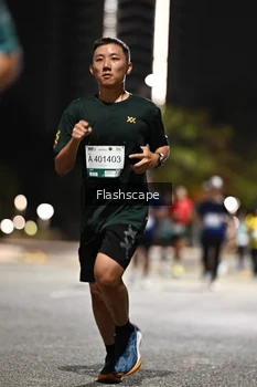 Runner Photo 2350479