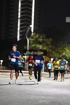 Runner Photo 2350480