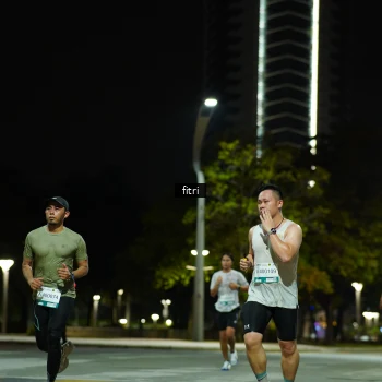 Runner Photo 2350515