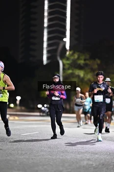 Runner Photo 2350524
