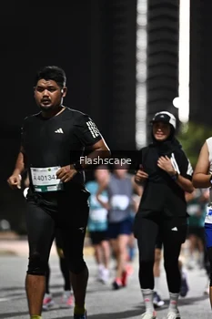 Runner Photo 2350555